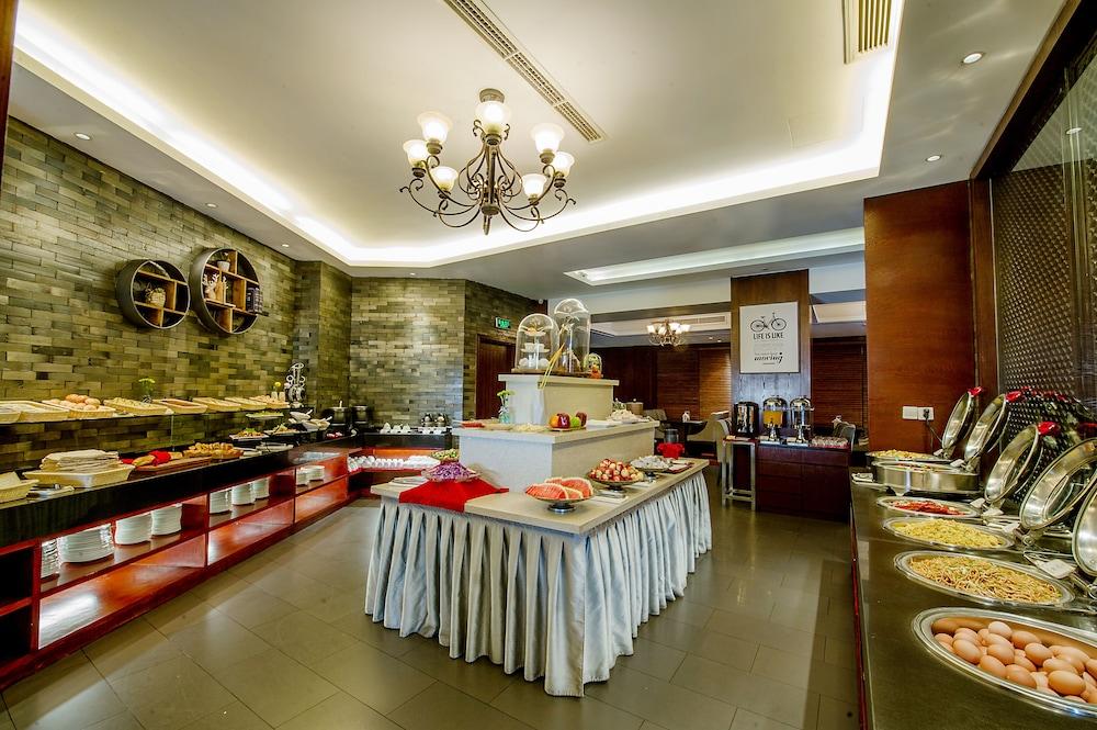 Byland World Hotel Иу Екстериор снимка